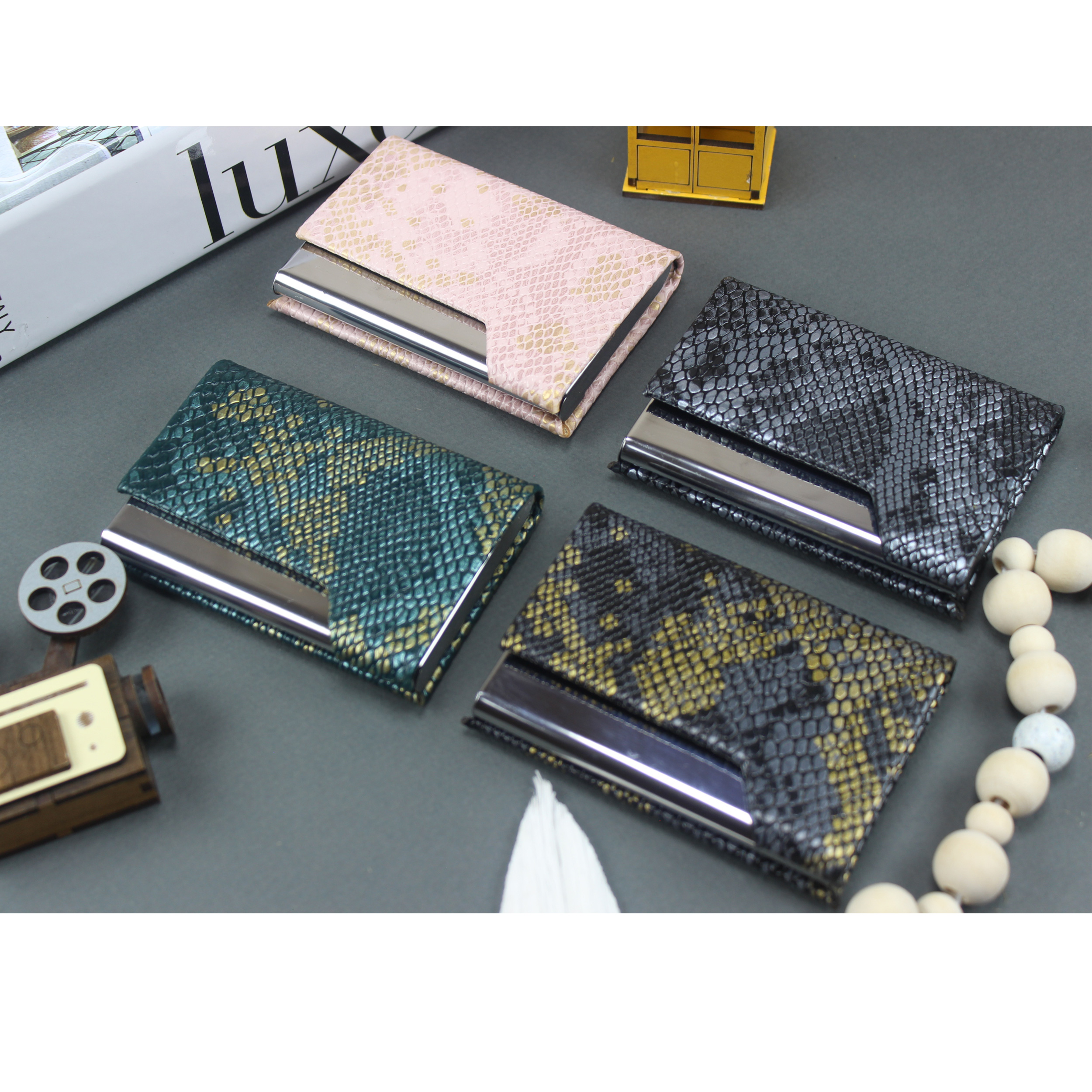 جاکارتی مدل مگنتی طرح پوست ماری کد JK-0447